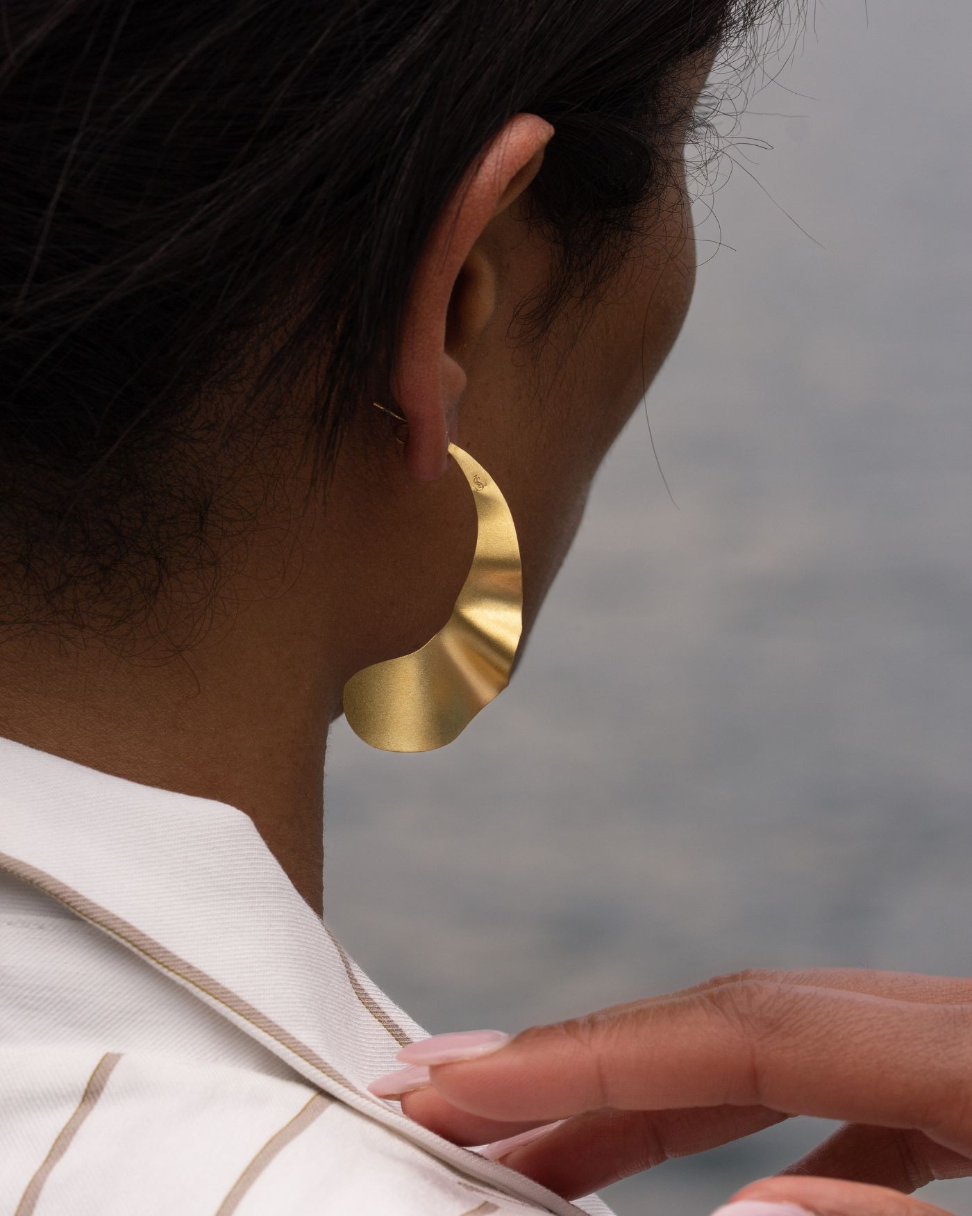 copy of 18 Karat vergoldete, handsatinierte Lumina-Halskette  - 3