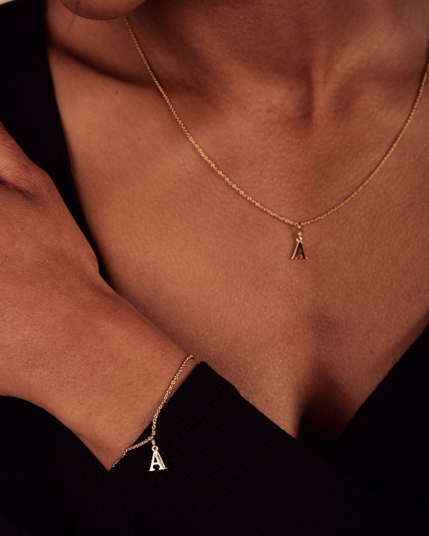 Bracciale Alfabeto con zircone bianco  - 1